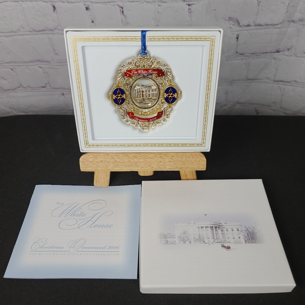 The White House Historical Association Christmas Ornament  2006.